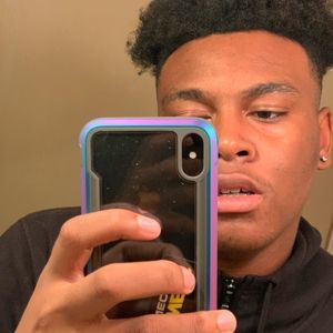 Meet your Posher, Elijah